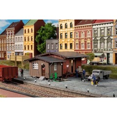 Auhagen 11465 Kolen- en brandstoffenhandel / Brennstoffhandel 1:87/H0
