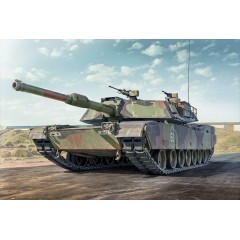 Italeri 6596 Tank M1A1 Abrams 1:35