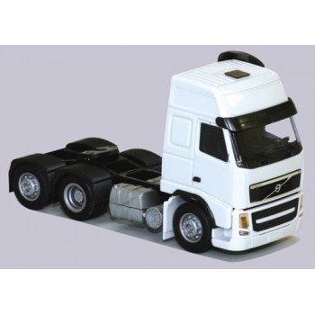 AWM 833951 Volvo 08 FH XL Zugmaschine / 3-achsig AWM 833951 Volvo 08 FH XL Zugmaschine / 3-achsig