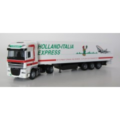 AWM 74013 DAF XF 105 SSC Lievaart Holland Italia Express met koeloplegger"