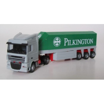 AWM 74072 DAF XF 105 SSC met Pilkington glastrailer"