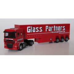 AWM 74079 DAF XF 105 SCC Nicolas-Jacquet met glastrailer"