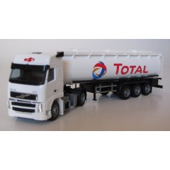 AWM 74291 Volvo FH 12 Total met tank oplegger