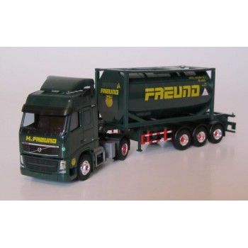 AWM 74720 Volvo FH3 Freund met 20ft tankcontainer"