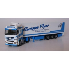 AWM 824101 Mercedes Actros met koeltrailer Europe Flyer"