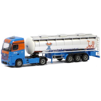AWM 858352 Mercedes Actros tankoplegger "Felix Troll"