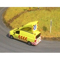 Busch 511106 Mercedes Vito "Convoi Exceptionnel" 1:87