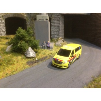 Busch 511503 Mercedes Benz Vito Ambulance dienst "Holland Midden" *** Exclusief Model ***