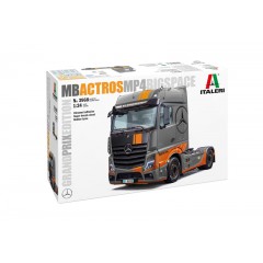 Italeri 3968 MB Actros MP4 Big Space - Grand Prix Edition 1:24 Italeri 3968 MB Actros MP4 Big Space - Grand Prix Edition 1:24