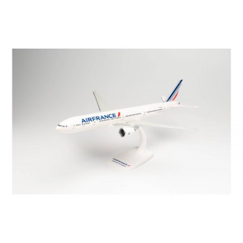 Herpa 613491 Boeing 777300ER Air France 2021 L. La Rochelle Strasbourg 1:200