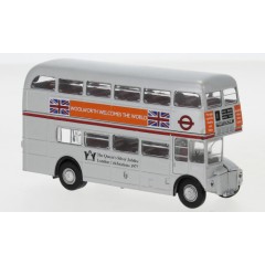 Brekina 61105 AEC Routemaster Silver Jubilee 1977