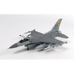 Tamiya 60788 Lockheed Martin F-16CJ Fighting Falcon w/Full Equipment 1:72