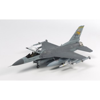 Tamiya 60788 Lockheed Martin F-16CJ Fighting Falcon w/Full Equipment 1:72