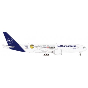 Herpa 562799 Boeing 777F Lufthansa Cargo Sustainable Fuel DB Schenker 1:400