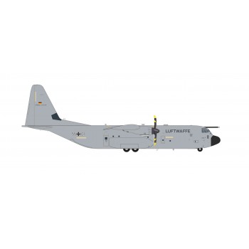 Herpa 572194 Lockheed C-130J-30 Super Hercules Luftwaffe Franco-German 1:200