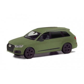 Herpa 420969-002 Audi Q7 geblindeerde ramen olijf groen 1:87 Herpa 420969-002 Audi Q7 geblindeerde ramen olijf groen 1:87