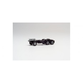 Herpa 085120 Iveco Trakker 6x6 chassis (2 st.)