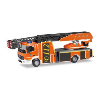 Herpa 094498 Mercedes Benz Atego Rosenbauer L32A Feuerwehr Holzminden Herpa 094498 Mercedes Benz Atego Rosenbauer L32A Feuerwehr Holzminden