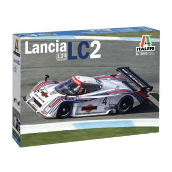 Italeri 3641 Lancia LC2