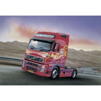 Italeri 3821 Volvo FH 16 Globetrotter XL