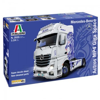Italeri 3935 Mercedes-Benz Actros MP4 Giga Space 1:24